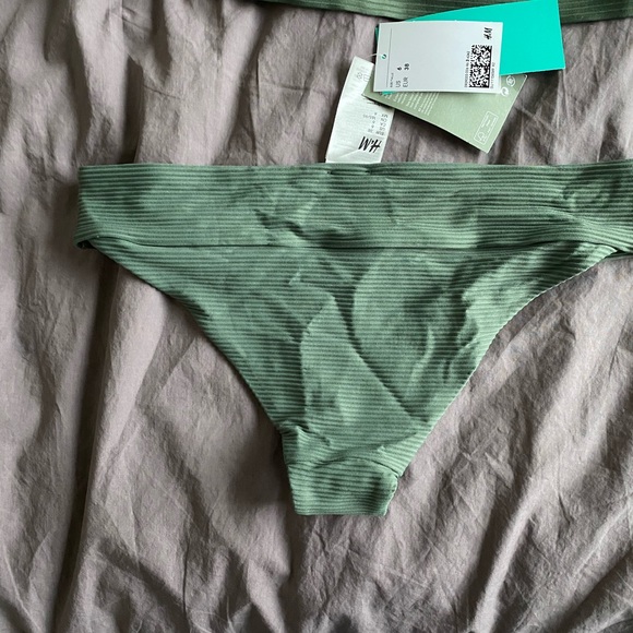 H&M bikini size 8 / 6 new with tags - Picture 10 of 12